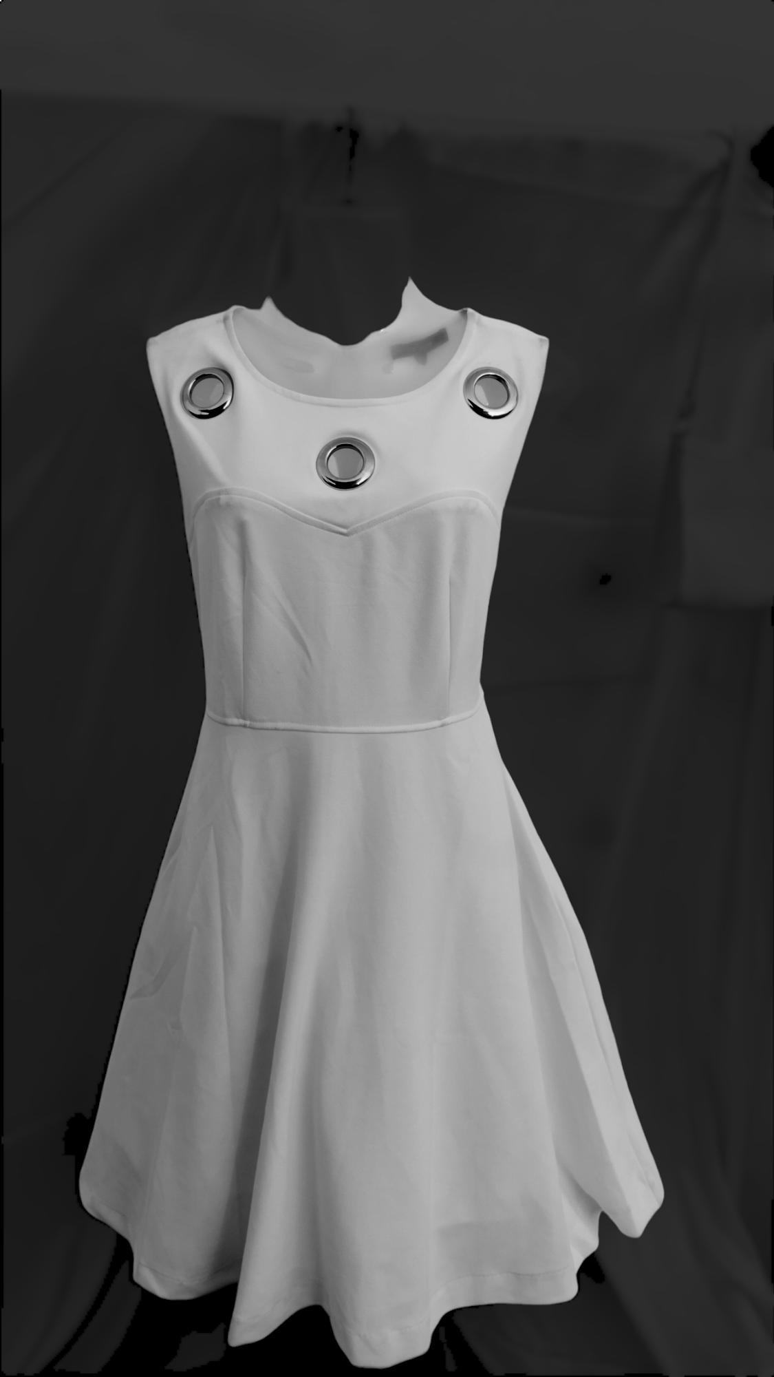 WHITE EMPIRE'S KNEE LONG DRESS