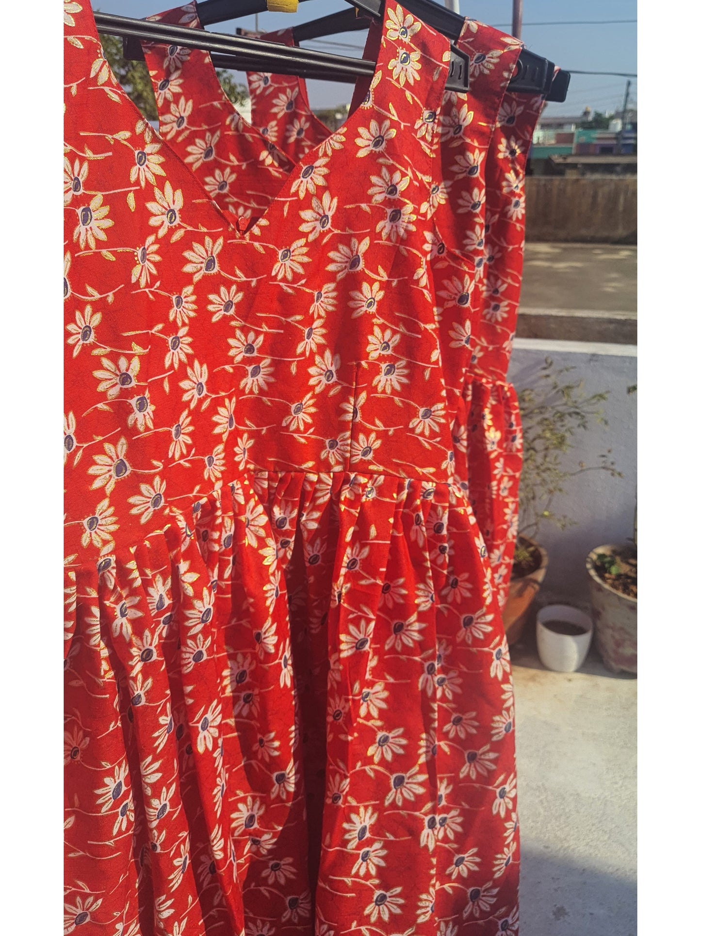 RED COTTON FLORAL PRINT SLEEVELESS DRESS