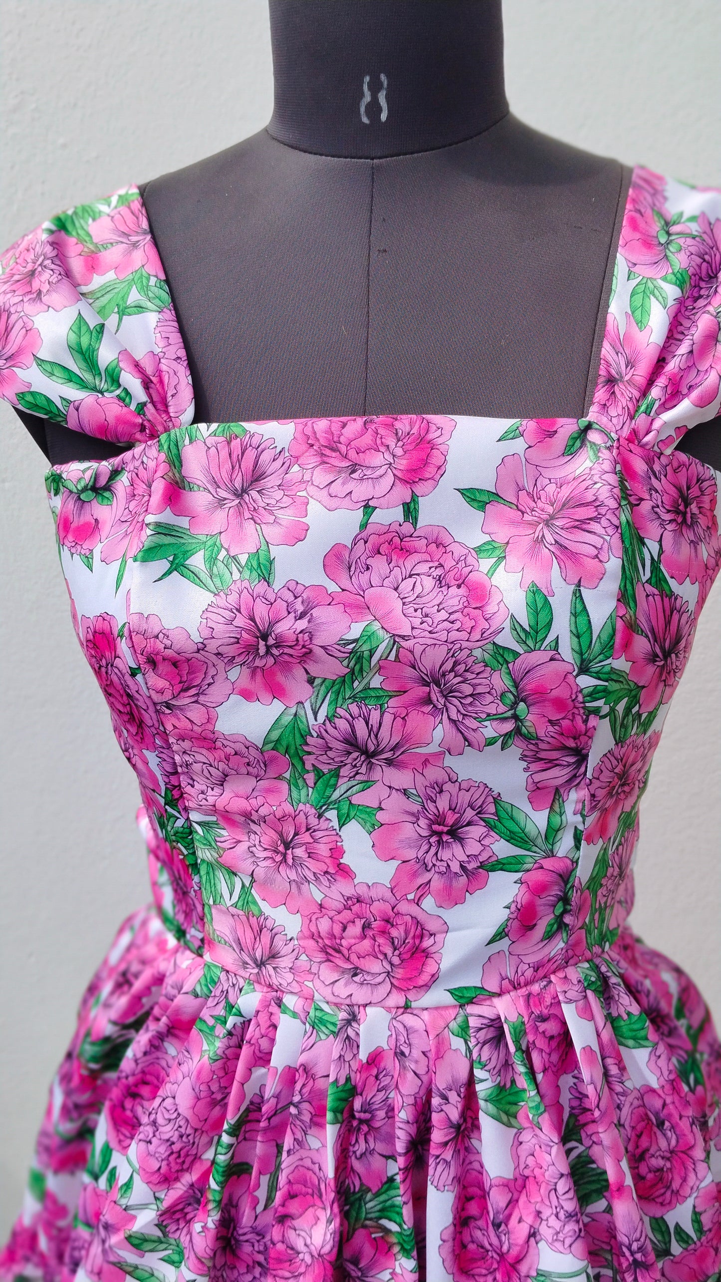 PREMIUM SATIN ROSE PRINTED FLORAL FDRESS