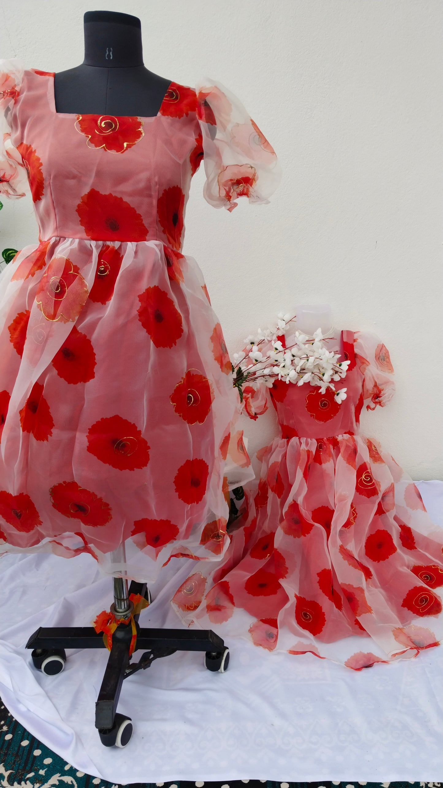 WHITE & RED FLORAL PRINTED ORGANZA DRESS