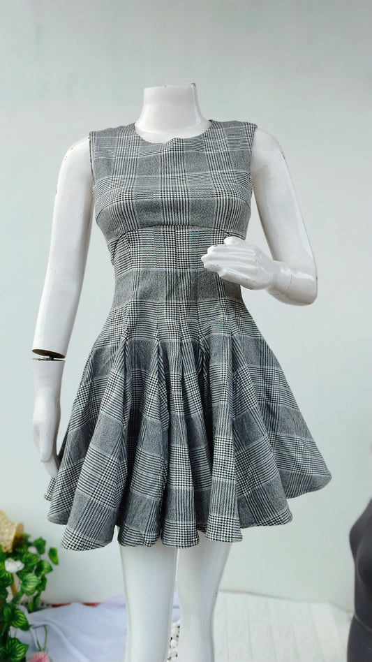 SLEEVELESS PLEATED A - LINE MIDI DRESS KOREAN STYLE