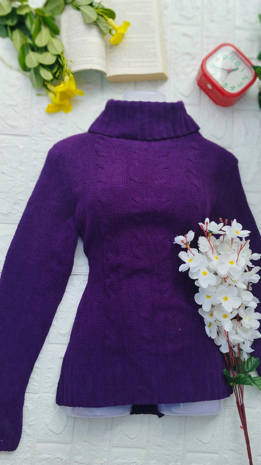 LAVENDER TURTLE NECK TOP