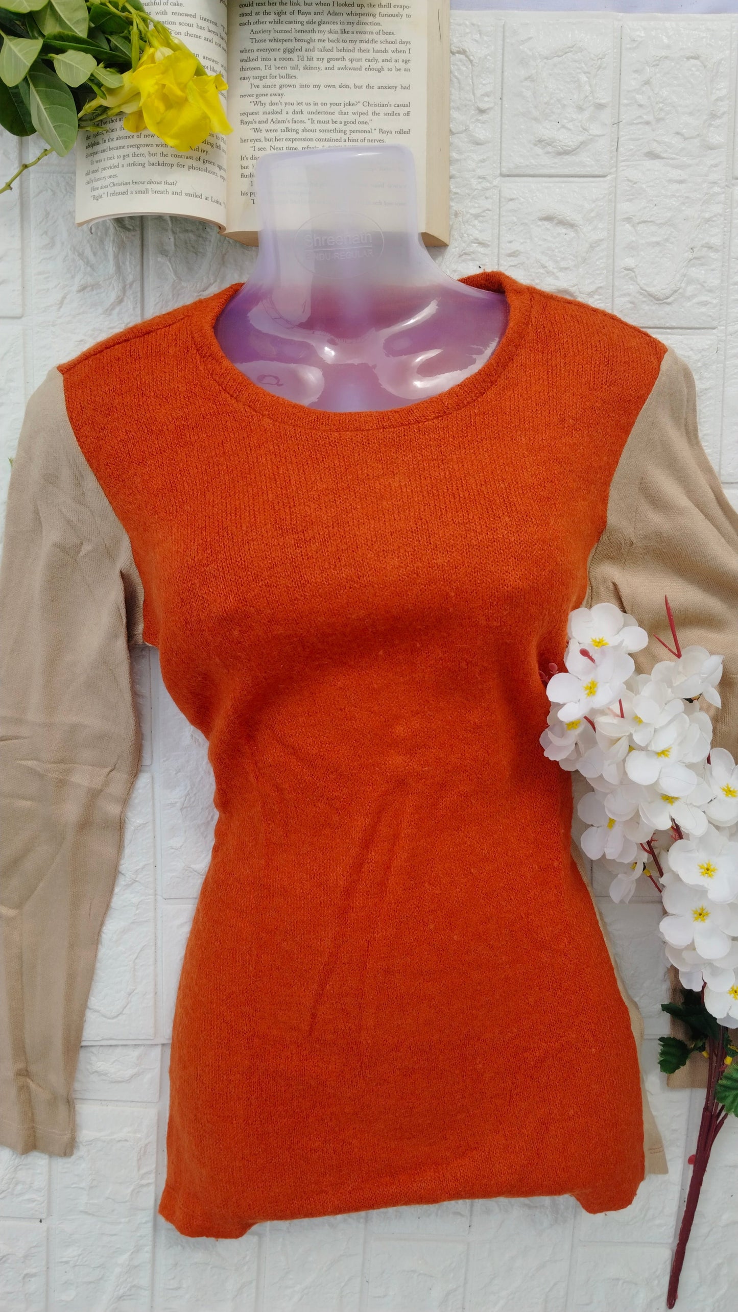 ORANGE & CREAM FULL SLEEVE TOP