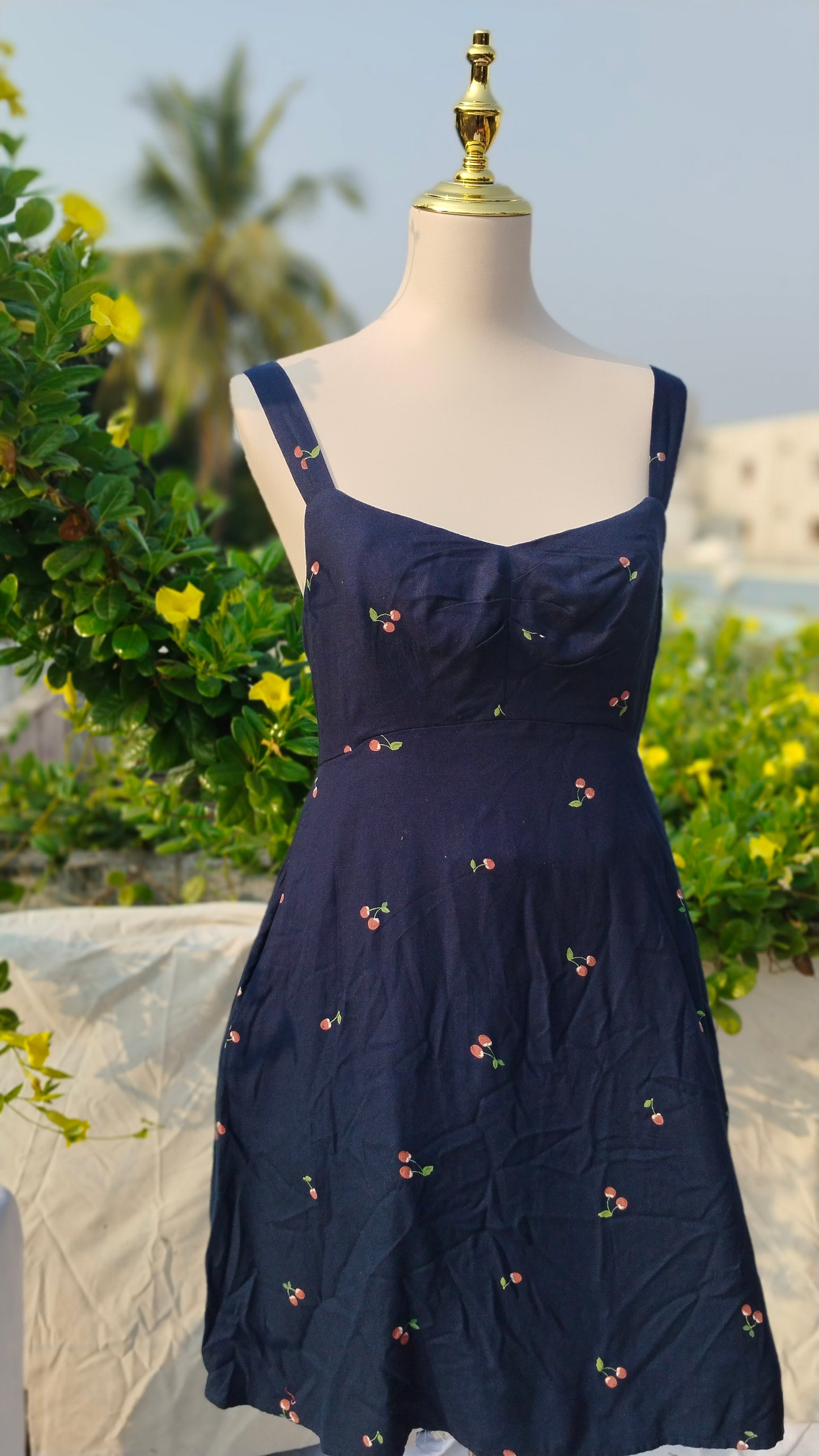 NAVY  BLUE FLORAL PRINT STRAP DRESS