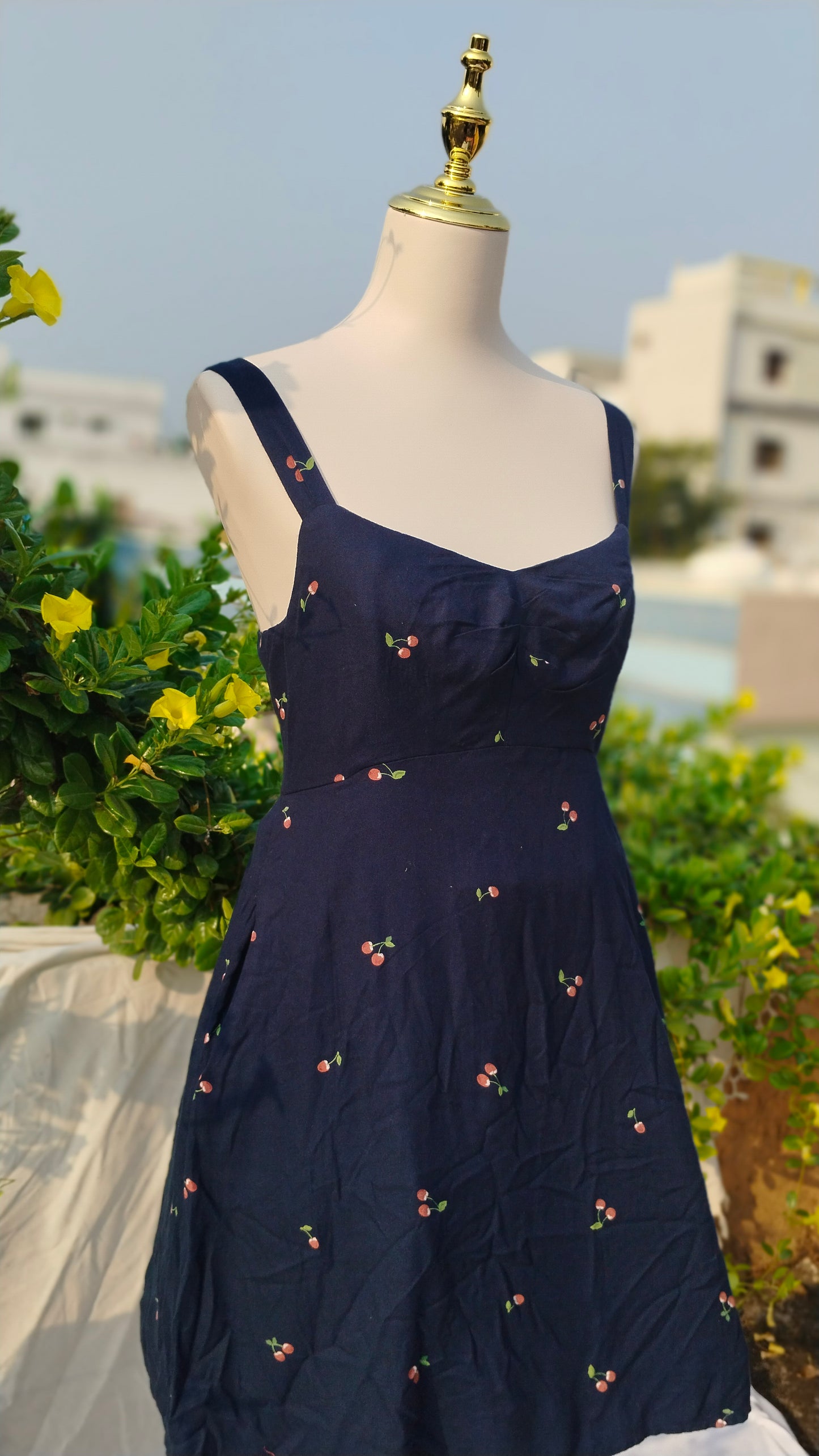 NAVY  BLUE FLORAL PRINT STRAP DRESS